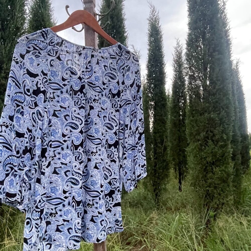 Women's Medium Will Smith Blue Paisley Tunic - Picture 6 of 16